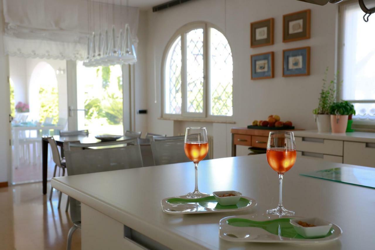 L'Ippocampo Guest House Sabaudia Buitenkant foto